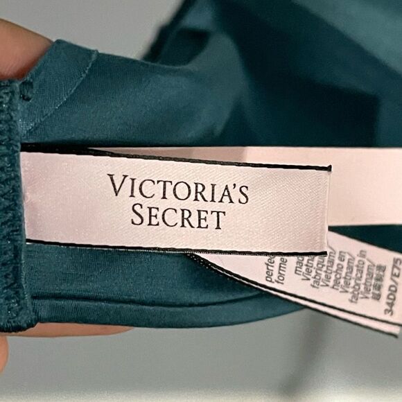 BRAND NEW! VS Push Up Bra 34DD - Picture 9 of 11